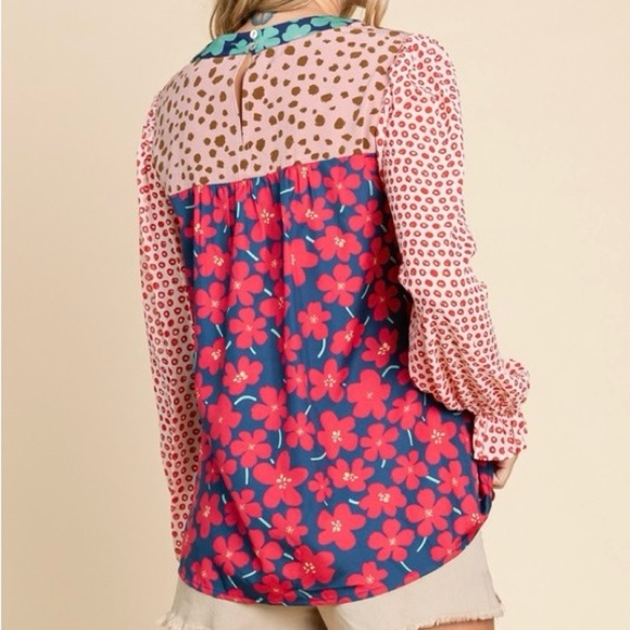 🔥🔥New Boutique Mixed Print Poet Sleeve Top With U-neck /back Button Size Large - Picture 4 of 5